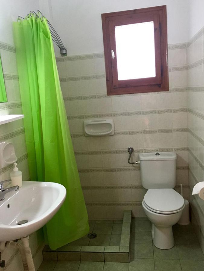 Kirikos Rooms Kamares  Ngoại thất bức ảnh